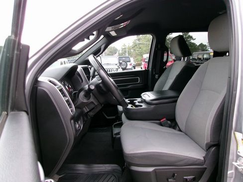 Used 2024 RAM 2500 Big Horn image 13