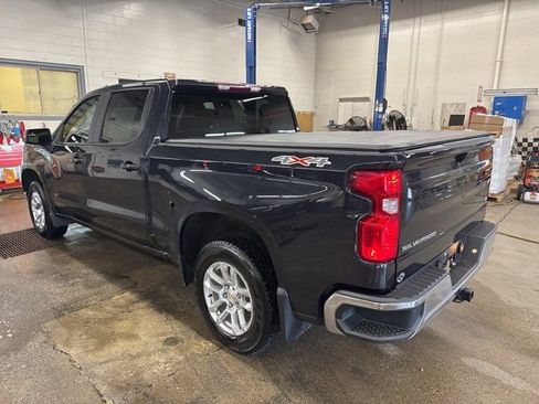 Used 2023 Chevrolet Silverado 1500 LT image 4