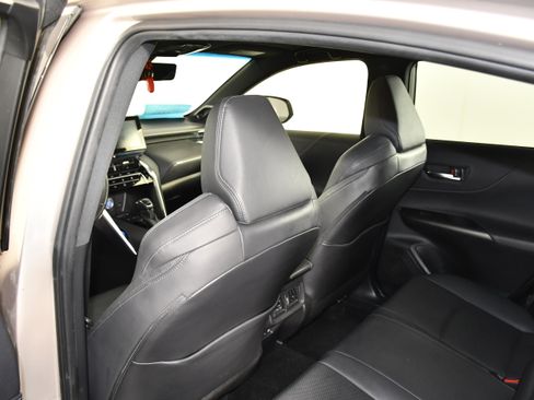 Used 2021 Toyota Venza Limited AWD/4WD image 47