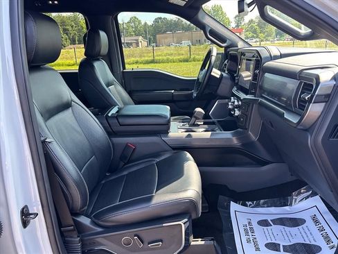 Used 2024 Ford F150 Lariat w/ Equipment Group 502A High AWD/4WD image 12