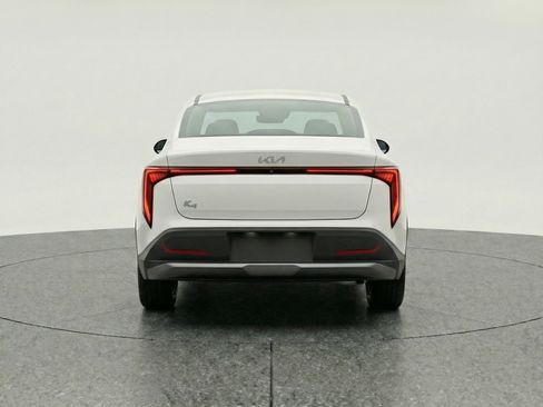 Used 2025 Kia K4 LXS image 7