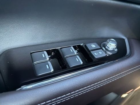 New 2025 MAZDA CX-5 Signature image 22