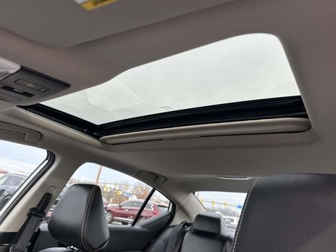 Used 2023 Nissan Altima 2.5 SR w/ SR Premium Package image 14