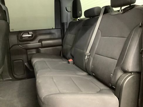 Used 2021 Chevrolet Silverado 2500 Custom w/ Custom Value Package AWD/4WD image 8
