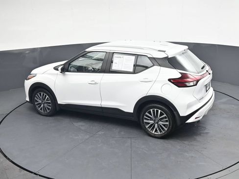 Used 2023 Nissan Kicks SV FWD image 35