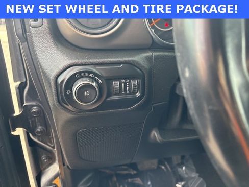 Used 2020 Jeep Wrangler Sport image 16