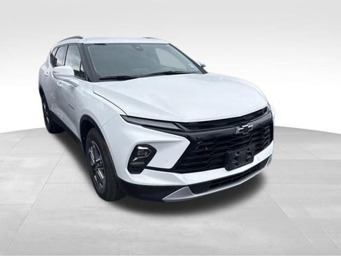 Used 2023 Chevrolet Blazer LT w/ Sound & Technology Package AWD/4WD image 7