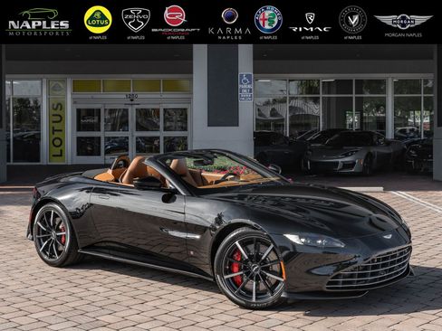 Used 2021 Aston Martin V8 Vantage Roadster image 47