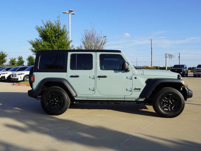 Used 2024 Jeep Wrangler Unlimited Sport AWD/4WD image 9