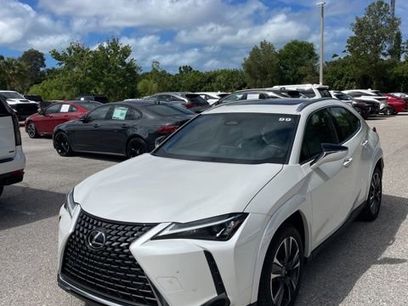 Used 2025 Lexus UX 300h FWD w/ Accessory Package (Z1)