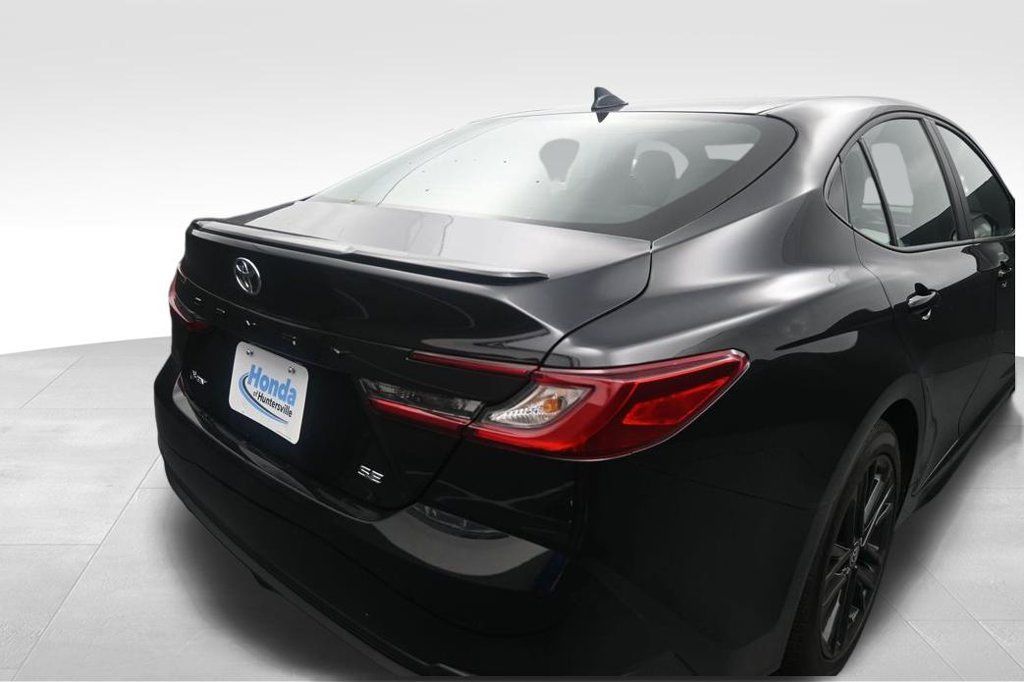 Used 2026 Toyota Camry SE w/ Convenience Package FWD image 10