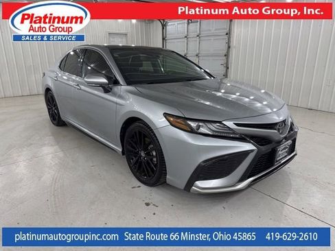 Used 2021 Toyota Camry XSE FWD image 7