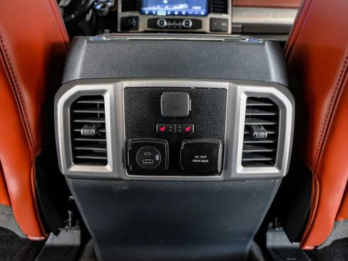 Used 2022 Ford F450 Platinum w/ FX4 Off-Road Package AWD/4WD image 35