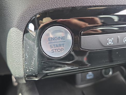 Used 2023 Ford Escape ST-Line w/ Tech Pack #1 FWD image 38