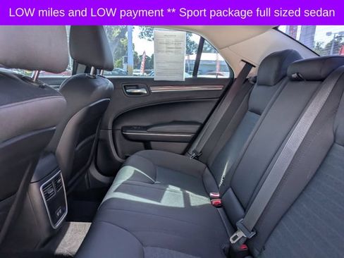 Used 2018 Chrysler 300 Touring w/ Sport Appearance Package RWD image 14