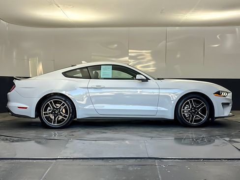 Used 2022 Ford Mustang Premium RWD image 2