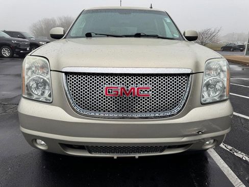 Used 2013 GMC Yukon XL Denali image 9