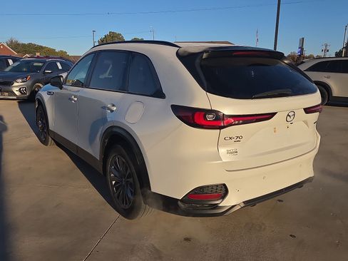 Used 2025 MAZDA CX-70 3.3 Turbo w/ Preferred Package image 4