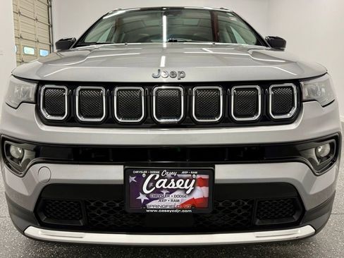 Used 2022 Jeep Compass Limited w/ Sun and Sound Group image 6