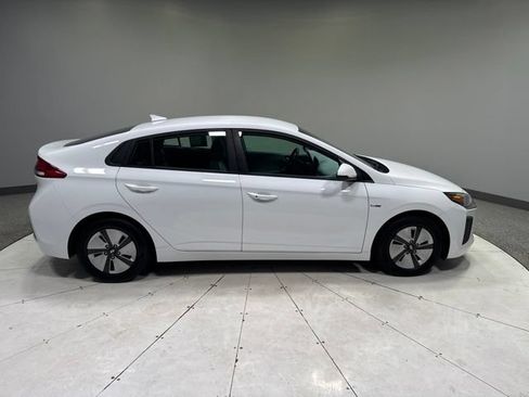 Used 2020 Hyundai Ioniq Blue FWD image 6
