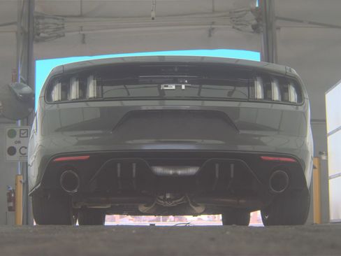 Used 2017 Ford Mustang GT Premium w/ GT Performance Package image 8