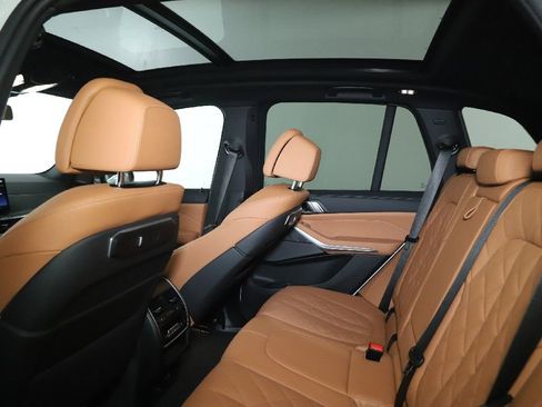 Used 2026 BMW X5 xDrive40i image 18