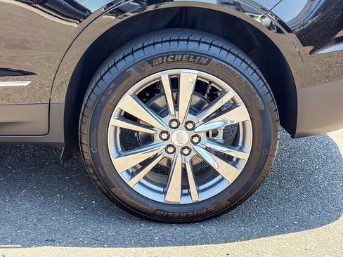 Certified 2023 Cadillac XT5 Premium Luxury w/ Platinum Package AWD/4WD image 11