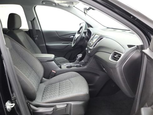 Certified 2024 Chevrolet Equinox LT w/ LPO, Floor Liner Package AWD/4WD image 9