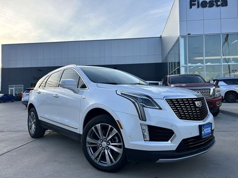 Used 2025 Cadillac XT5 Premium Luxury w/ Technology Package image 1