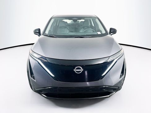 Used 2023 Nissan Ariya FWD image 2