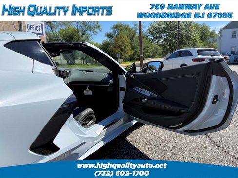 Used 2024 Chevrolet Corvette Stingray Coupe w/ 1LT RWD image 25