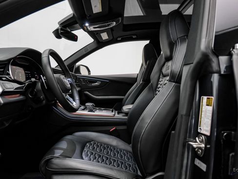 Used 2022 Audi RS Q8 image 27