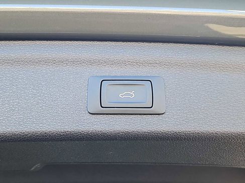 Used 2022 Audi Q3 2.0T Premium image 23