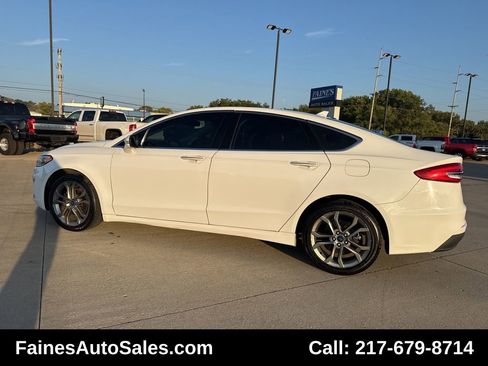 Used 2019 Ford Fusion SEL image 10