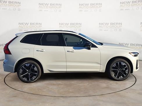 New 2026 Volvo XC60 T8 Plus w/ Protection Package Premier AWD/4WD image 6
