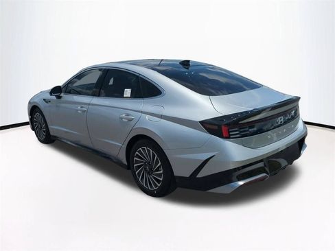 New 2026 Hyundai Sonata Limited FWD image 7