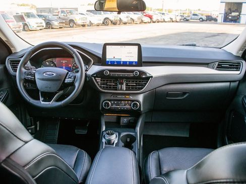 Used 2022 Ford Escape SEL image 36