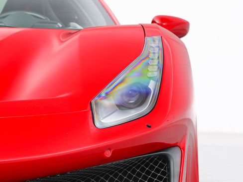 Certified 2019 Ferrari 488 Pista Coupe image 12