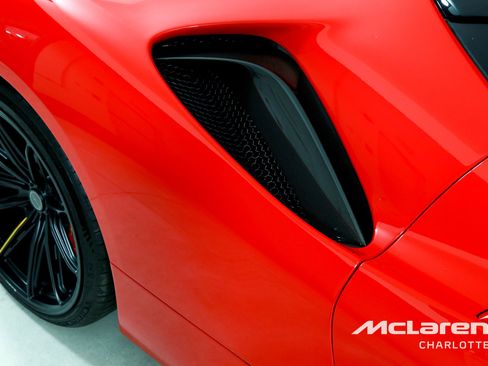 Used 2021 Ferrari SF90 Stradale AWD/4WD image 30