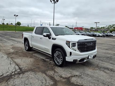 Used 2023 GMC Sierra 1500 Denali Ultimate AWD/4WD image 6