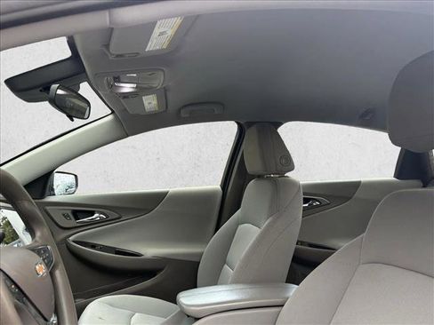 Used 2020 Chevrolet Malibu LT image 13