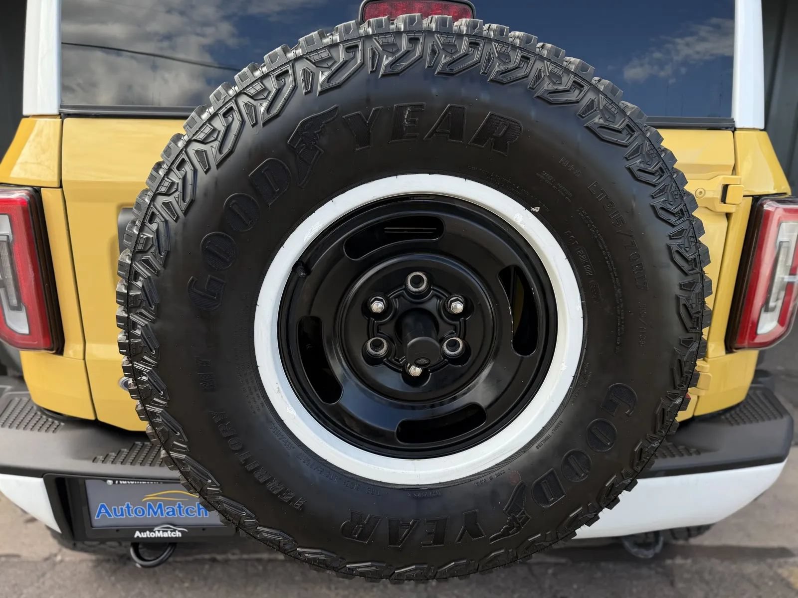 Used 2024 Ford Bronco Heritage Edition AWD/4WD image 42