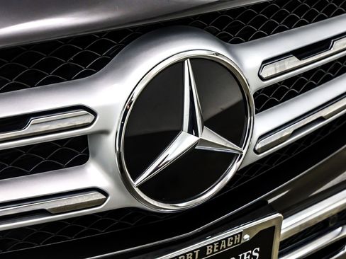 Used 2022 Mercedes-Benz GLC 300 image 13