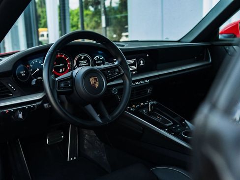 Used 2022 Porsche 911 Carrera w/ Premium Package RWD image 15