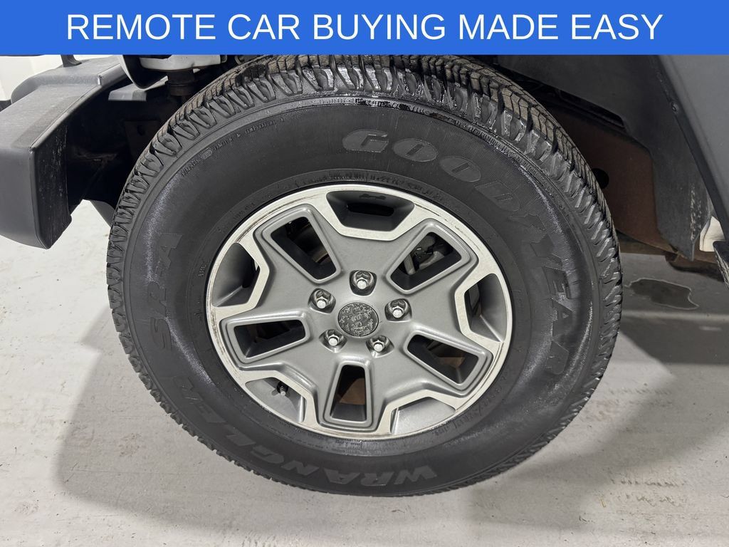 Used 2012 Jeep Wrangler Unlimited Sport AWD/4WD image 8