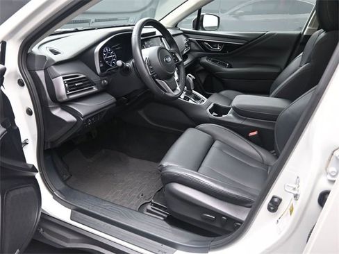 Used 2022 Subaru Outback Limited image 18