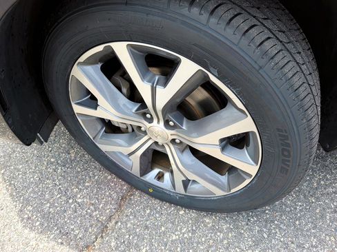 Used 2021 Hyundai Palisade Limited FWD image 7