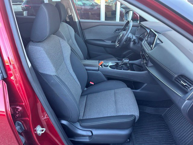 Used 2022 Nissan Rogue S AWD/4WD image 12