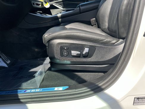 Used 2025 BMW X5 M60i w/ Climate Comfort Package image 22