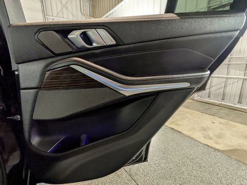 Used 2021 BMW X5 xDrive40i w/ M Sport Package image 27